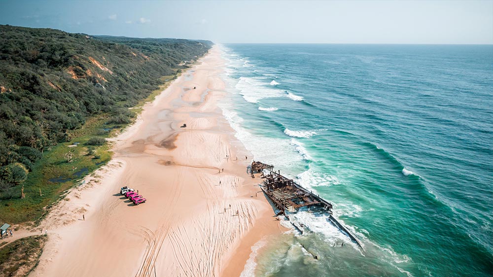 tag along tours fraser island